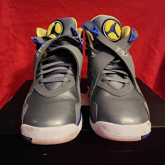 Girls Air Jordan Retro 8 Laney (GS) - Picture 2 of 11